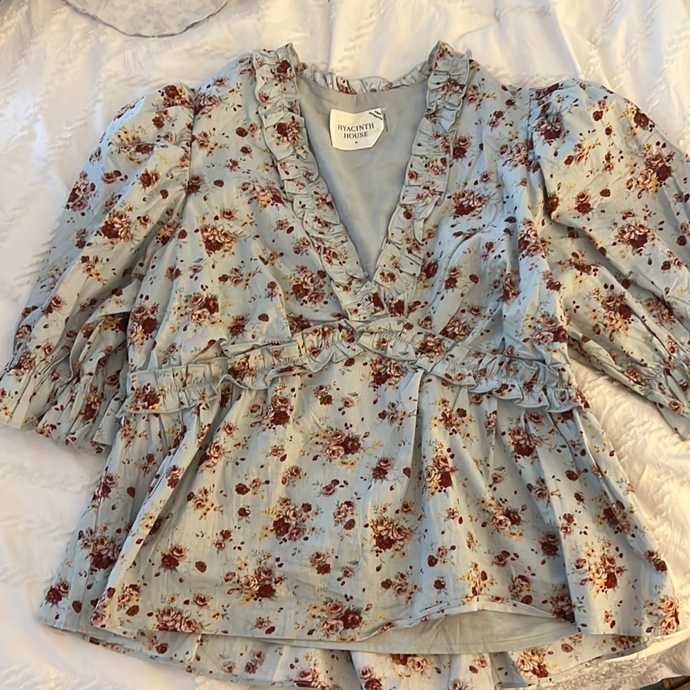 EUC Blue Floral Ruffle Rela Blouse